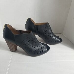 CLARKS ARTISAN WOMEN'S HEELED OPEN TOE BOOTS SIZE 10